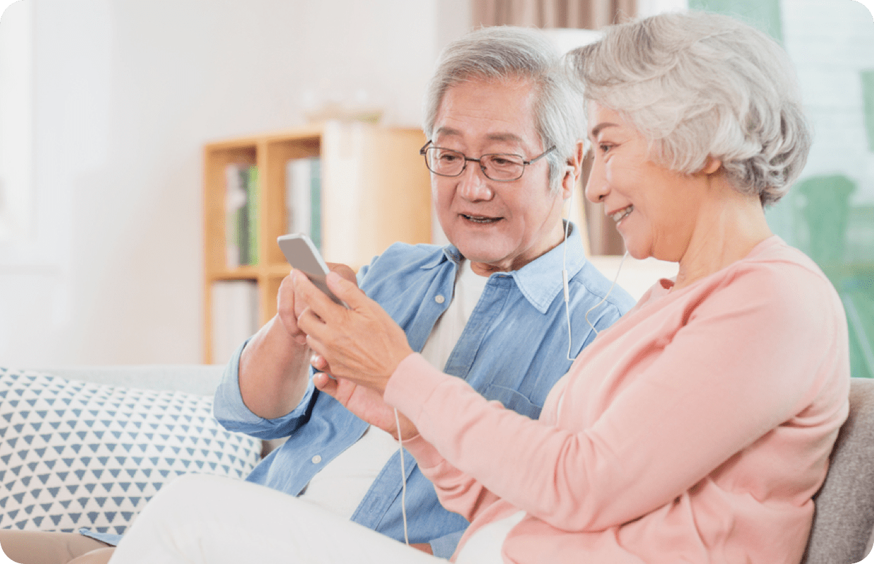 Smartphone training class for the elderly
